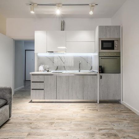 Miku Apartment-City Walk 1Bd Stylish Apartment Tirana Exteriör bild