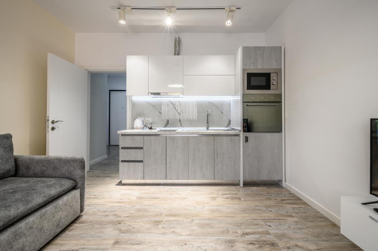 Miku Apartment-City Walk 1Bd Stylish Apartment Tirana Exteriör bild