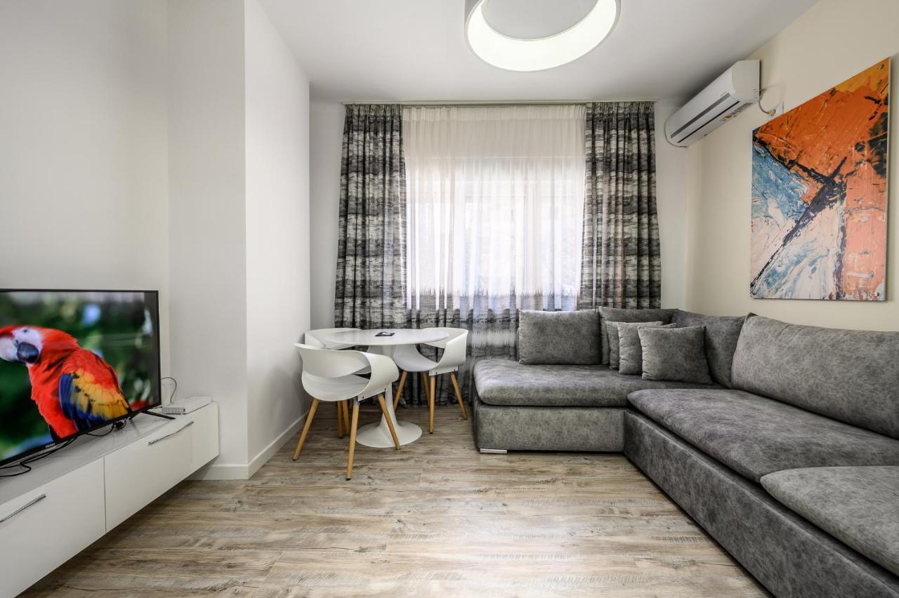 Miku Apartment-City Walk 1Bd Stylish Apartment Tirana Exteriör bild