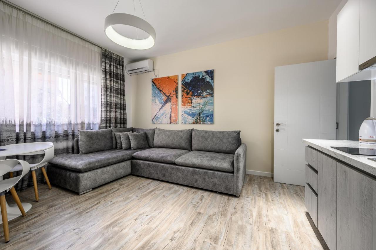 Miku Apartment-City Walk 1Bd Stylish Apartment Tirana Exteriör bild
